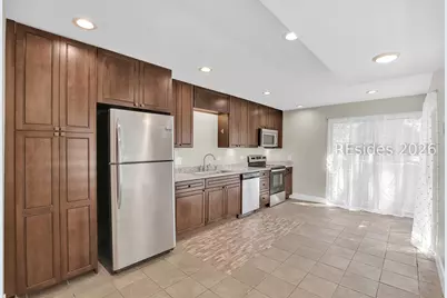 90 Gloucester Road #1102, Hilton Head Island, SC 29928 - Photo 8