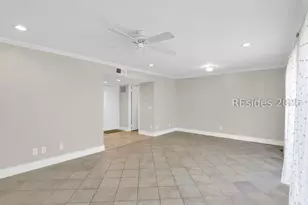 90 Gloucester Rd, Hilton Head Island, SC 29928 - Photo 14