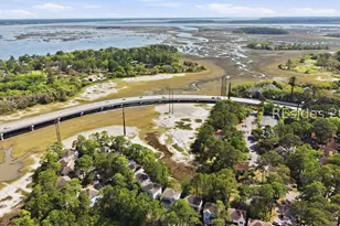 10 Pine Burr Rd E, Hilton Head Island, SC 29926 - Photo 32