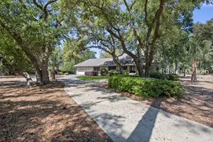 3 Craven Pl, Hilton Head Island, SC 29928 - Photo 52