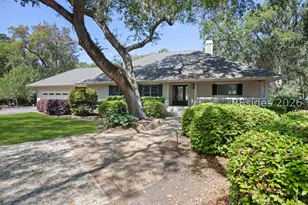 3 Craven Pl, Hilton Head Island, SC 29928 - Photo 2