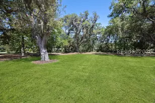 3 Craven Pl, Hilton Head Island, SC 29928 - Photo 50