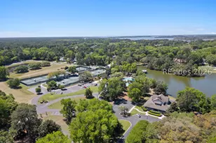 10 Manor Ct Ln, Hilton Head Island, SC 29926 - Photo 56