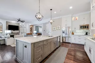 36 Oldfield Village Rd, Bluffton, SC 29909 - Photo 14