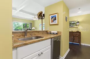 300 Woodhaven Dr, Hilton Head Island, SC 29928 - Photo 14