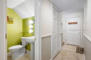 11 Tanglewood Dr, Hilton Head Island, SC 29928 - Photo 8