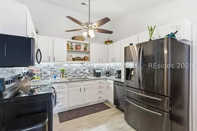 212 Middle Road, Beaufort, SC 29907 - Photo 10