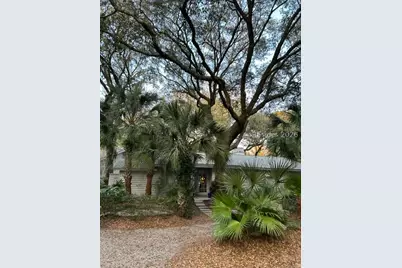 10 Hollyberry Lane, Hilton Head Island, SC 29928 - Photo 1