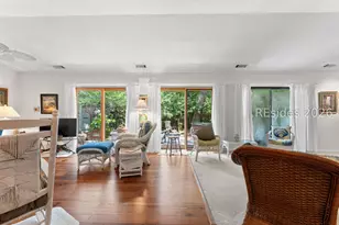 10 Hollyberry Ln, Hilton Head Island, SC 29928 - Photo 6
