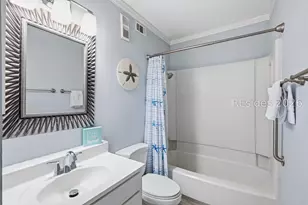663 William Hilton Pkwy, Hilton Head Island, SC 29928 - Photo 12