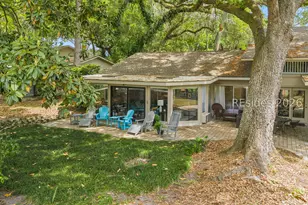 2 Woodbine Pl, Hilton Head Island, SC 29928 - Photo 2