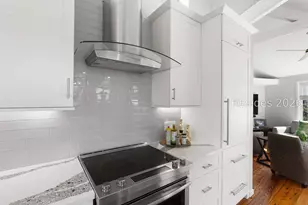 2065 Deer Island Rd, Hilton Head Island, SC 29928 - Photo 10