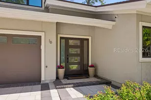 16 Dolphin Point Ln, Hilton Head Island, SC 29926 - Photo 6
