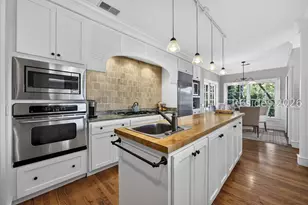 111 Fort Walker Dr, Hilton Head Island, SC 29928 - Photo 10
