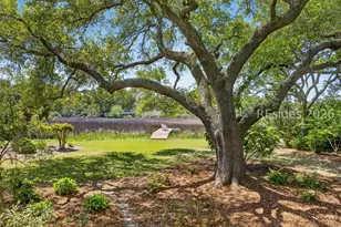 111 Fort Walker Dr, Hilton Head Island, SC 29928 - Photo 6