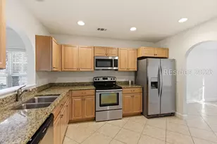 11 Kings Ct, Hilton Head Island, SC 29926 - Photo 12