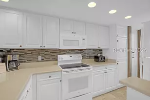 9 Harbourside Ln, Hilton Head Island, SC 29928 - Photo 10