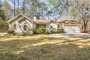 561 Sams Point Rd, Beaufort, SC 29907 - Photo 2