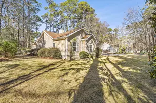 561 Sams Point Rd, Beaufort, SC 29907 - Photo 6