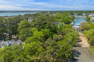 18 Indian Hill Ln, Hilton Head Island, SC 29926 - Photo 18