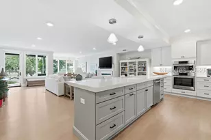 63 Skull Creek Dr, Hilton Head Island, SC 29926 - Photo 2