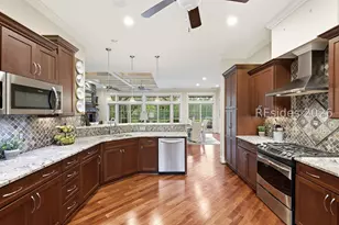 37 Anchor Cove Ct, Bluffton, SC 29910 - Photo 14