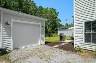 14 Bittie Cir, Beaufort, SC 29906 - Photo 2