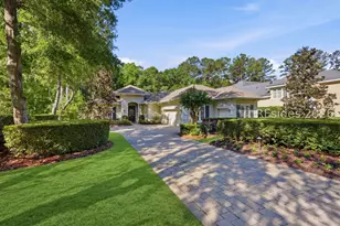 22 Clifton Dr, Bluffton, SC 29909 - Photo 2