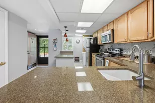 85 Folly Field Rd, Hilton Head Island, SC 29928 - Photo 14