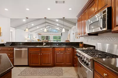 15 Promontory Court, Hilton Head Island, SC 29928 - Photo 8