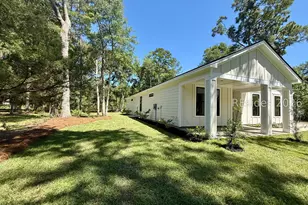 53 Marsh Dr, Beaufort, SC 29907 - Photo 2