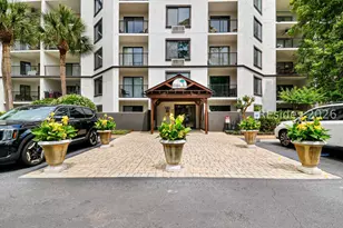 10 Lemoyne Ave, Hilton Head Island, SC 29928 - Photo 2