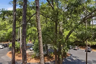 300 Woodhaven Dr, Hilton Head Island, SC 29928 - Photo 22