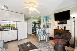 23 S Forest Beach Dr, Hilton Head Island, SC 29928 - Photo 10