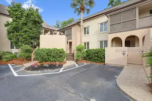 100 Colonnade Dr, Hilton Head Island, SC 29928 - Photo 2