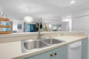 100 Colonnade Dr, Hilton Head Island, SC 29928 - Photo 10