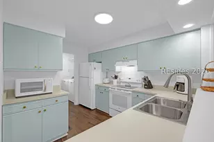 100 Colonnade Dr, Hilton Head Island, SC 29928 - Photo 6