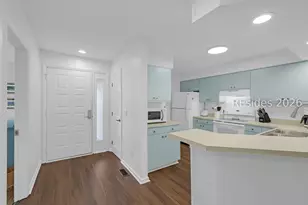 100 Colonnade Dr, Hilton Head Island, SC 29928 - Photo 4