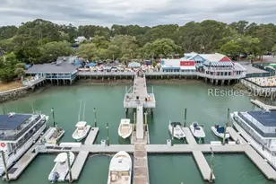 8 Braddock Bluff Dr, Hilton Head Island, SC 29928 - Photo 20