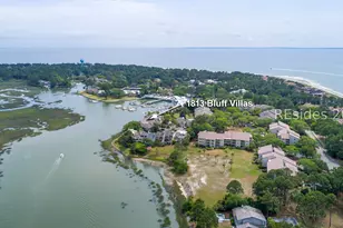 8 Braddock Bluff Dr, Hilton Head Island, SC 29928 - Photo 16