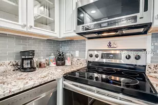 8 Braddock Bluff Dr, Hilton Head Island, SC 29928 - Photo 14