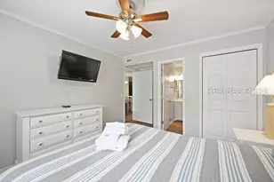 40 Folly Field Rd, Hilton Head Island, SC 29928 - Photo 10
