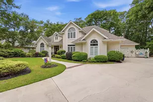 13 Balmoral Pl, Hilton Head Island, SC 29926 - Photo 2