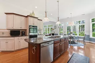 13 Balmoral Pl, Hilton Head Island, SC 29926 - Photo 16