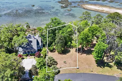 126 Gautier Place, Beaufort, SC 29902 - Photo 2