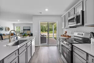 140 Jinks St, Yemassee, SC 29335 - Photo 8