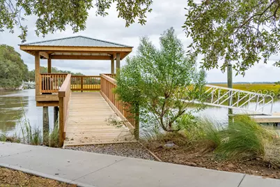 38 Middle Island Street, Beaufort, SC 29907 - Photo 68