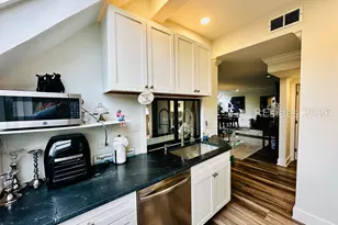 13 Harbourside Ln, Hilton Head Island, SC 29928 - Photo 8