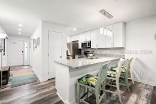 50 Yacht Cv Dr, Hilton Head Island, SC 29928 - Photo 2