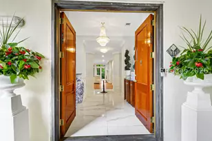 200 Grandview Ct, Hilton Head Island, SC 29926 - Photo 2